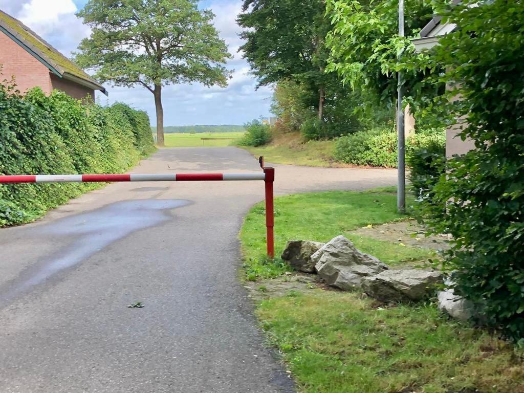 Landzicht Natuur Rust En Ruimte Oosterwolde  Ngoại thất bức ảnh